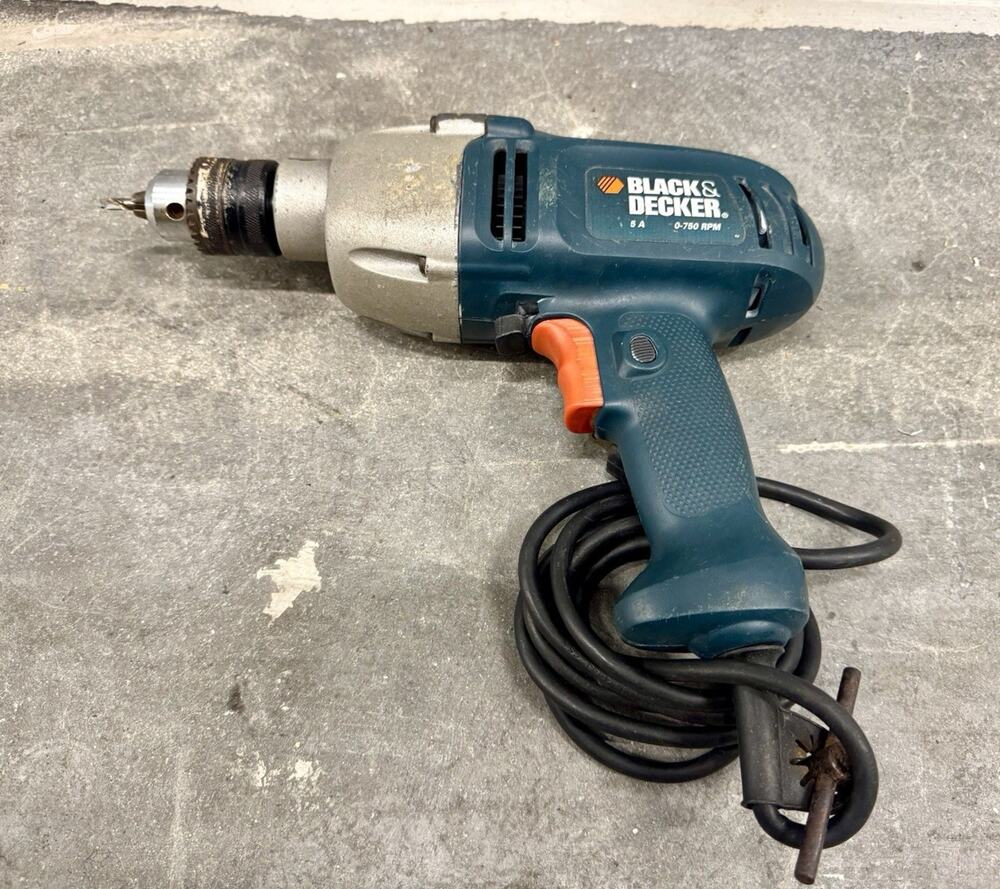 BLACK+DECKER DR500 Corded Drill/Driver 120V 13mm Keyed Chuck 0-750 RPM